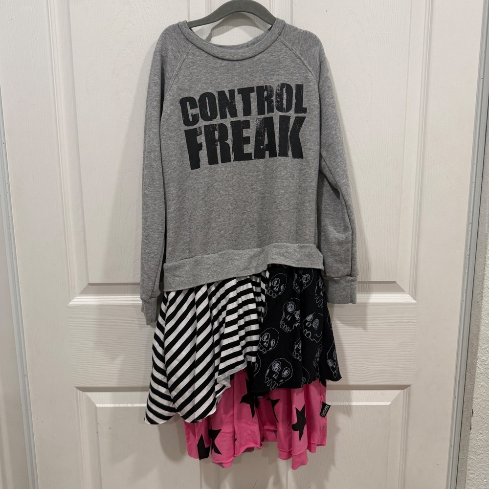 Nununu Control Freak Grey Sweatshirt Dress Skulls Stars Stripes Girls 8-9